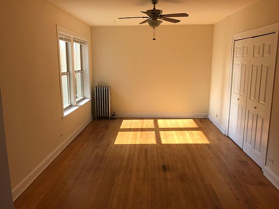 2nd image of 5709 N Magnolia Ave APT 2D