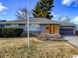 808 N 74th Ave, Omaha, NE 68114