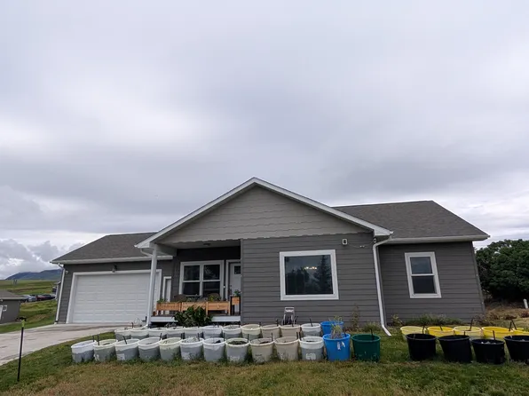 217 3rd St S, Cascade, MT 59421