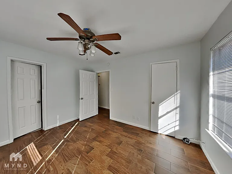 204 W Pioneer St — Photo 7