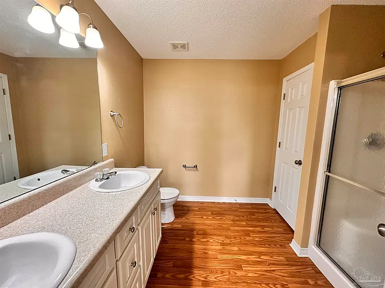 4856 Genevive Ct — Photo 11