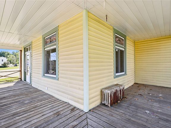 5th image of 130 S Main St