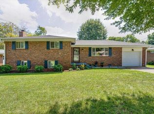 8 Phillips Dr, Fort Oglethorpe, GA 30742