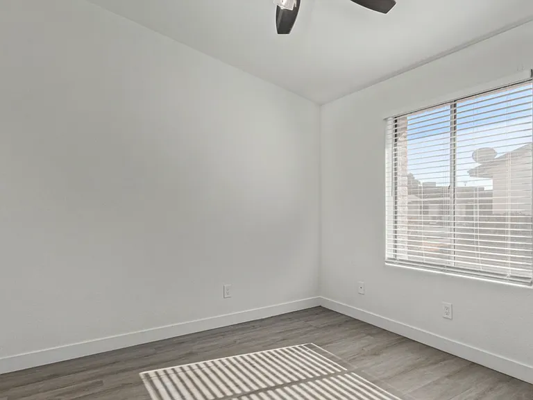 6105 S McKemy St — Photo 48