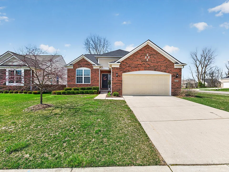 4554 Cranston Rd