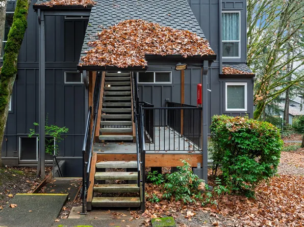 100 Kerr Pkwy, Lake Oswego, OR 97035