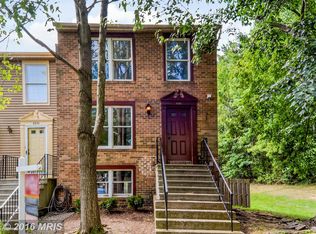 6850 Heatherway Ct, Alexandria, VA 22315