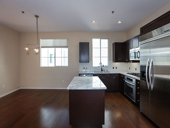 4th image of 5350 Playa Vista Dr #50
