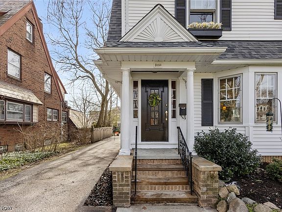 2nd image of 3184 Chadbourne Rd