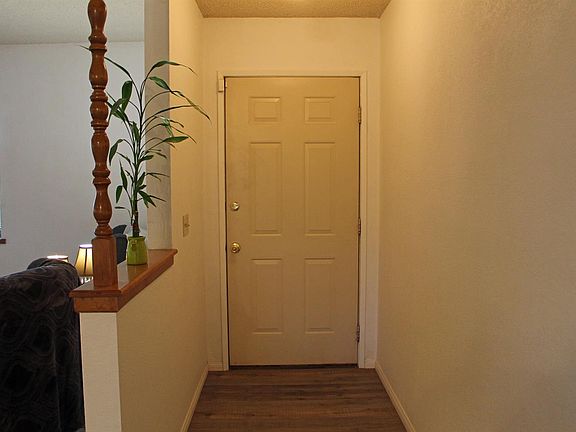 2nd image of 7413 Oxford Ave