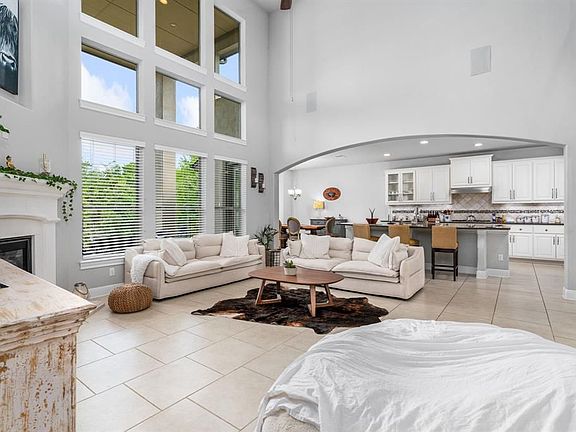 5th image of 4613 Gallego Cir