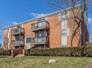 906 E Harding Dr #101, Urbana, IL