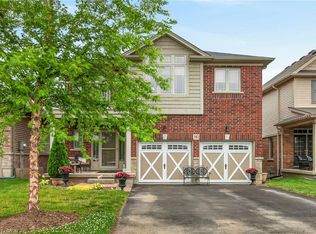 302 Festival Way, Hamilton, ON L0R 1C0
