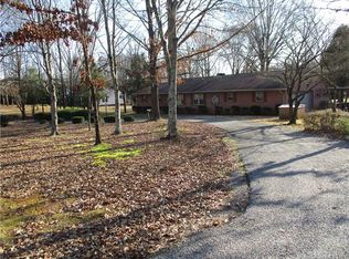 277 Sharon School Rd, Statesville, NC 28677