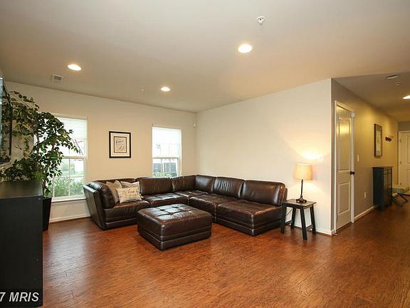 5th image of 22441 Glenbow Way