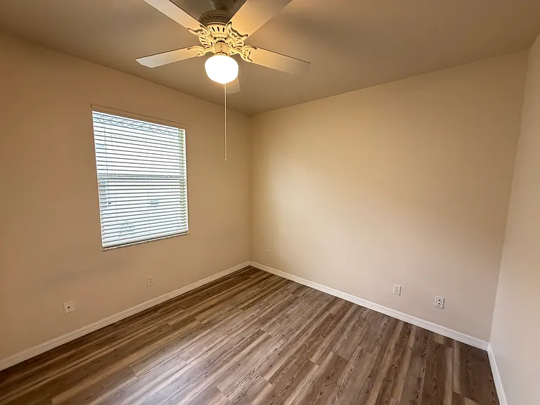 11330 Lakeland Cir — Photo 22