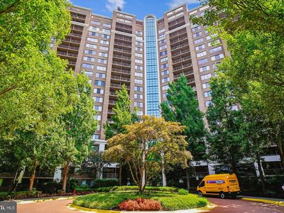 10101 Grosvenor Pl APT 1117, Rockville, MD, 20852