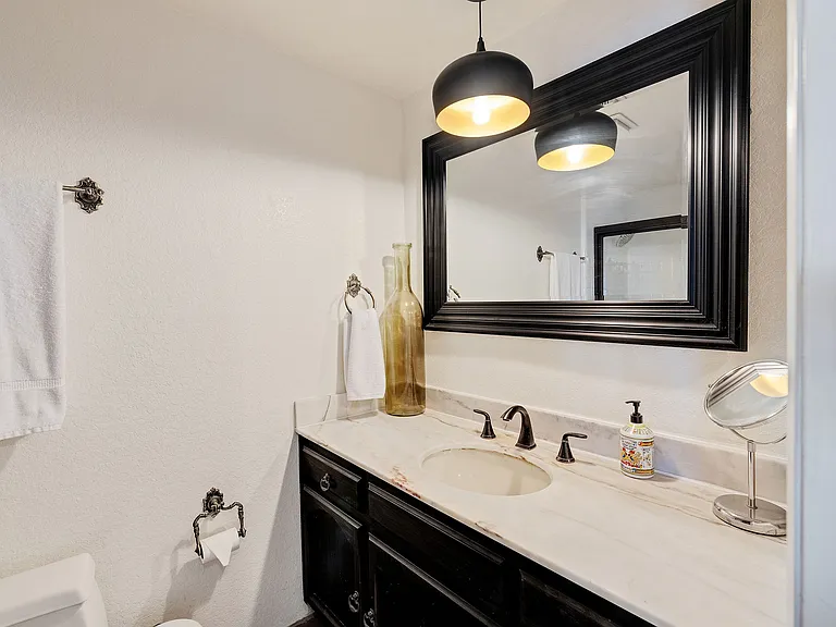 227 S Irena Ave #5 — Photo 42