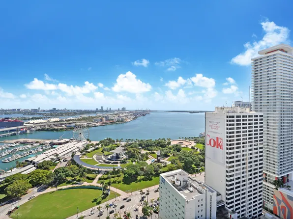 253 NE 2nd St, Miami, FL