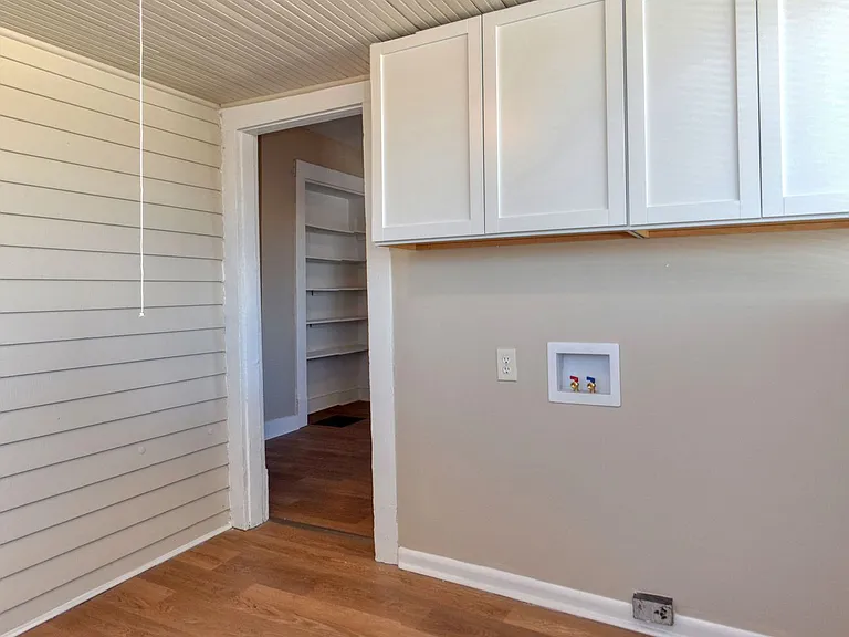 1247 Wright St — Photo 12
