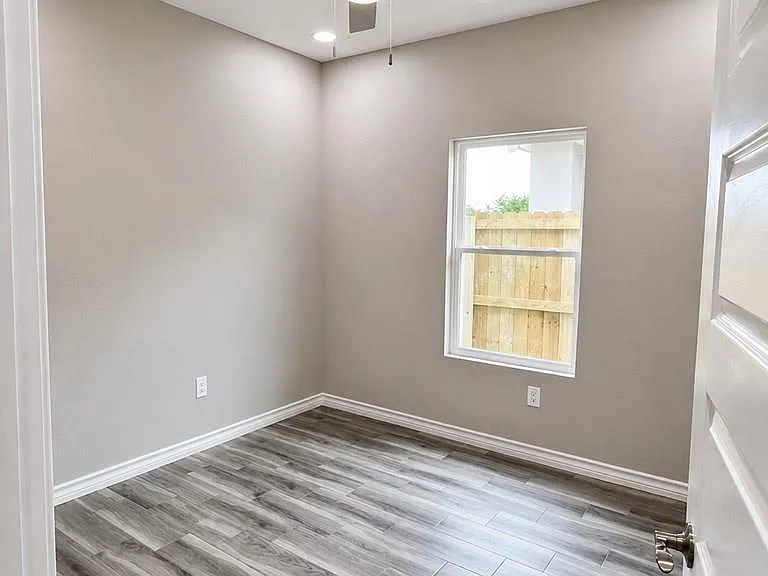 3530 De Los Reyes Dr — Photo 11