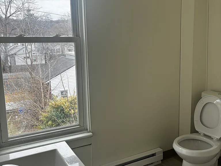 448 5th Ave #2 — Photo 7