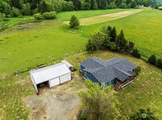 411 E Valley Rd, Skamokawa, WA 98647