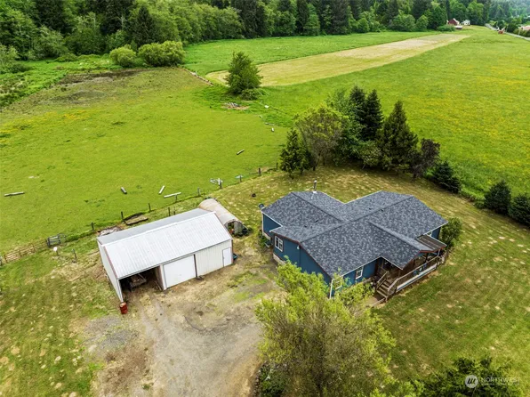 411 E Valley Road, Skamokawa, WA 98647
