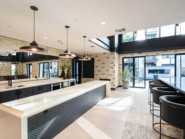 312 Gates Dr — Photo 17