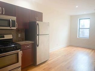 153 Greenpoint Ave #2F, Brooklyn, NY 11222