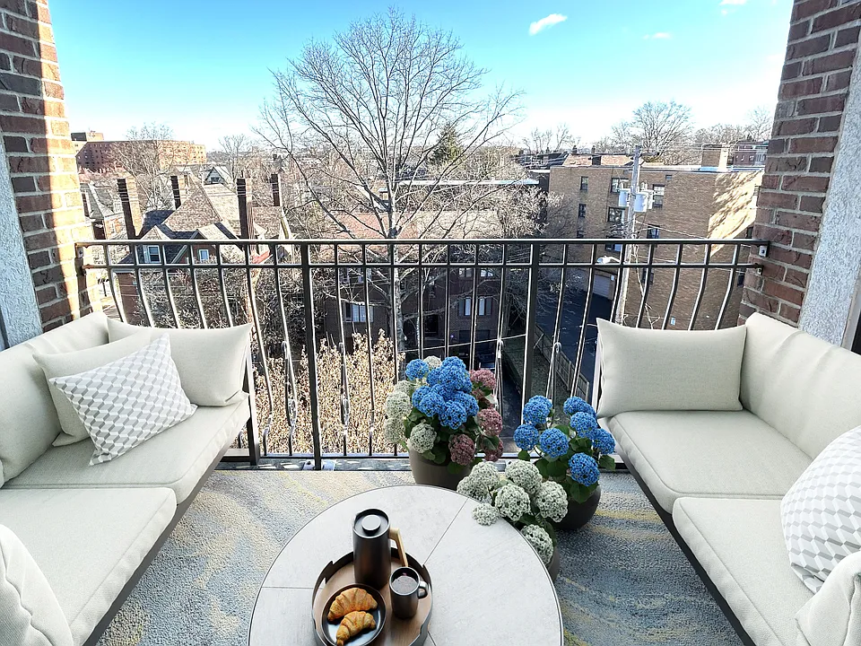 Private Balcony attached
