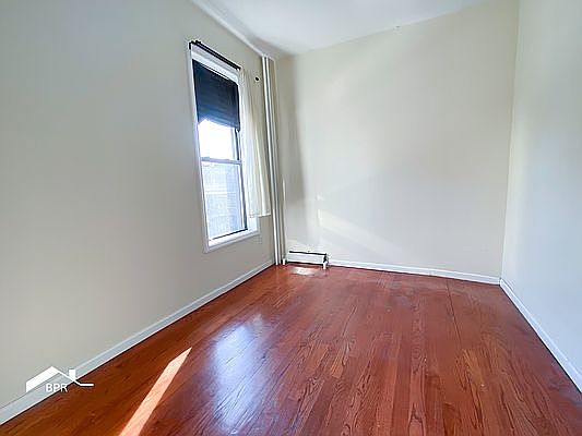 5th image of 87 Norman Ave #1R