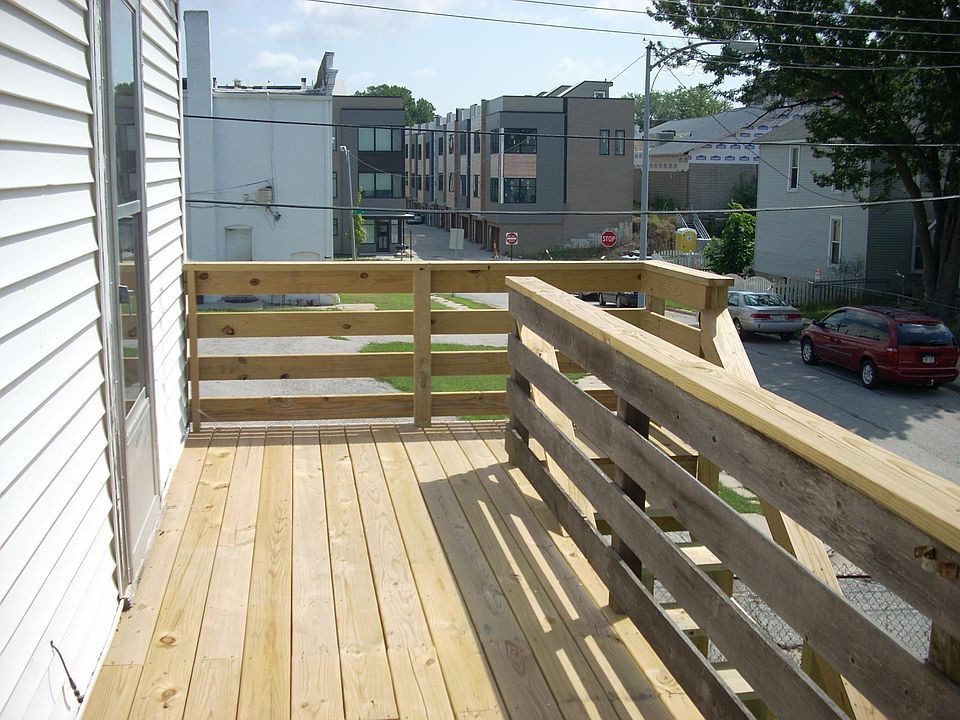 2nd image of 1114 Briggs St