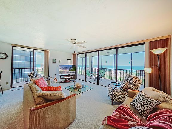 3rd image of 26225 Hickory Blvd APT 9D