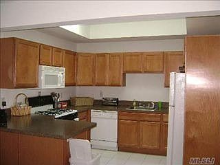 5th image of 804 Aerie Way