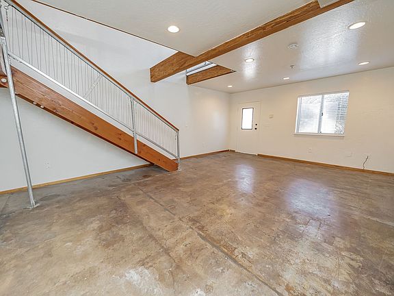 5th image of 293 Whitmore St APT 7