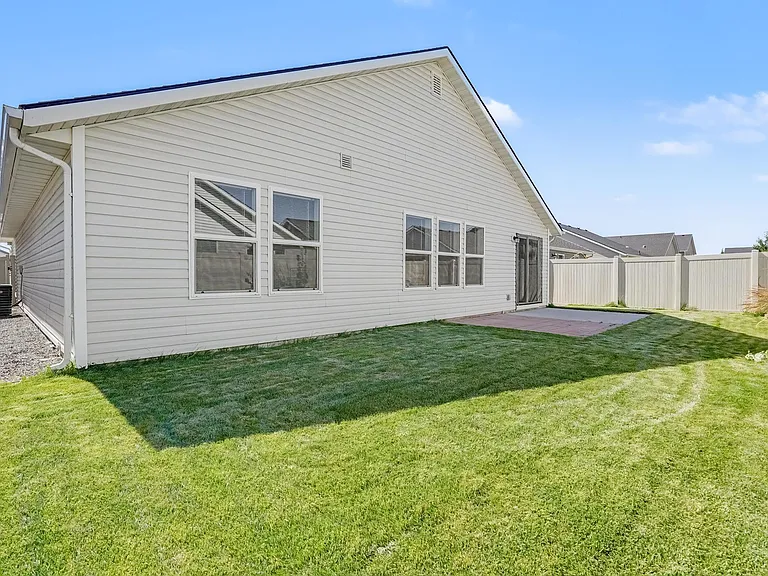 16850 Bethany Ave — Photo 19