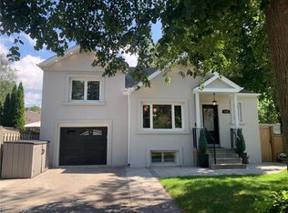 205 Prince Edward Dr S, Toronto, ON M8Y 3X1