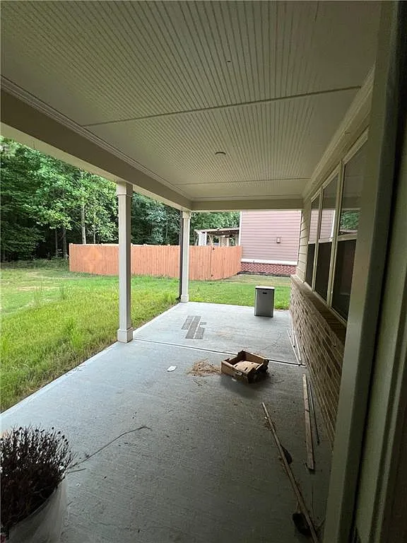 5 bed, 4.0 bath, 2779 sqft, $3,000 — Photo 3