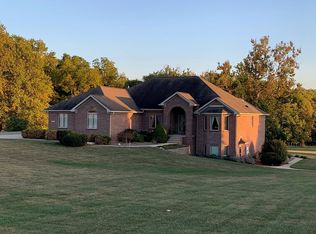 5893 W Private Road Highland Hills Dr, Edinburgh, IN 46124