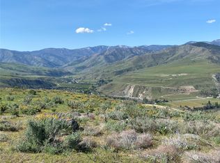 1 Dorsey Short Flt, Methow, WA 98834