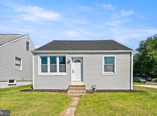 328 E Ridge Rd, Linwood, PA 19061