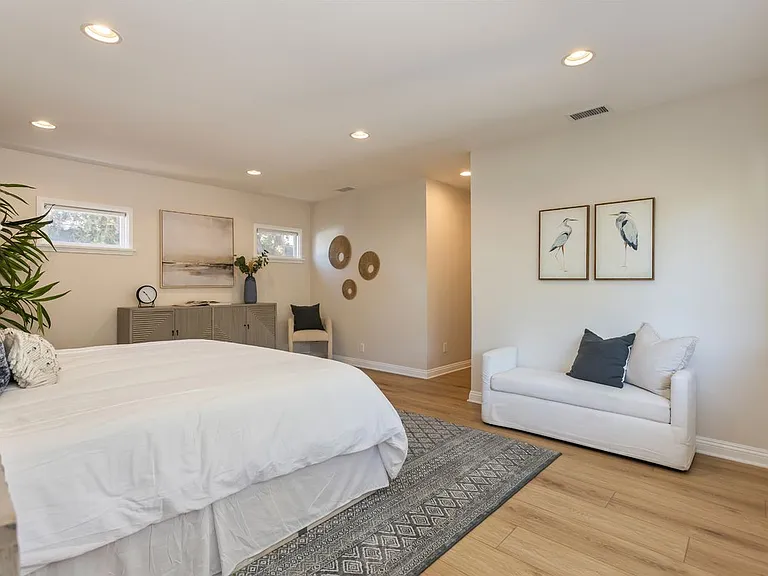 3544 Gardenia Ave — Photo 30