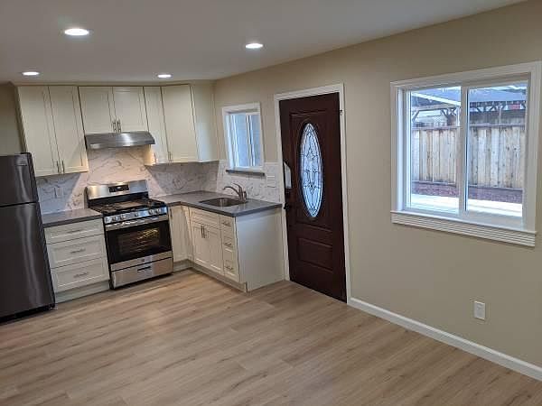 1st image of 449 N 21st St