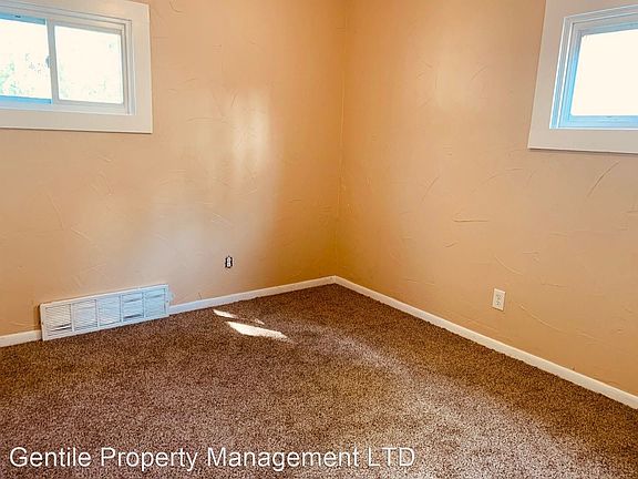 5th image of 4177 E 148th St