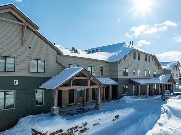 3rd image of 37 Village Center Road Blue Spruce #4