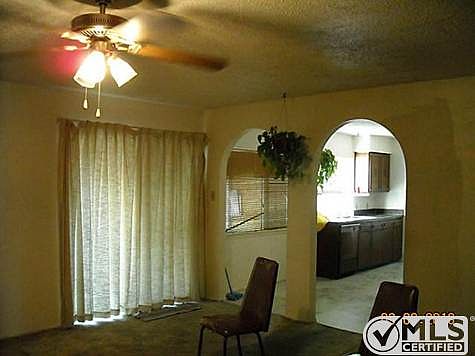 3rd image of 2428 Willow Ln
