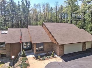 8100 52nd St SE, Alto, MI 49302