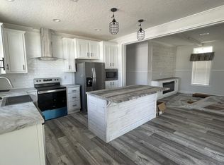 212 Gazelle Dr #212, North Fort Myers, FL 33917