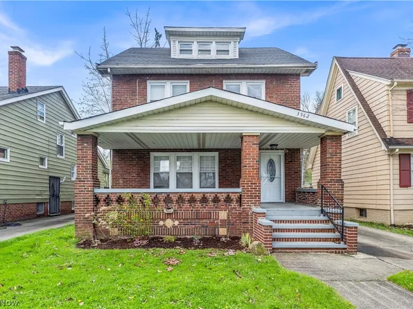 3562 Cedarbrook Rd, University Heights, OH 44118